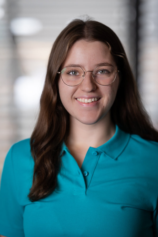 Lena-Rabea Plützer (Auszubildende)